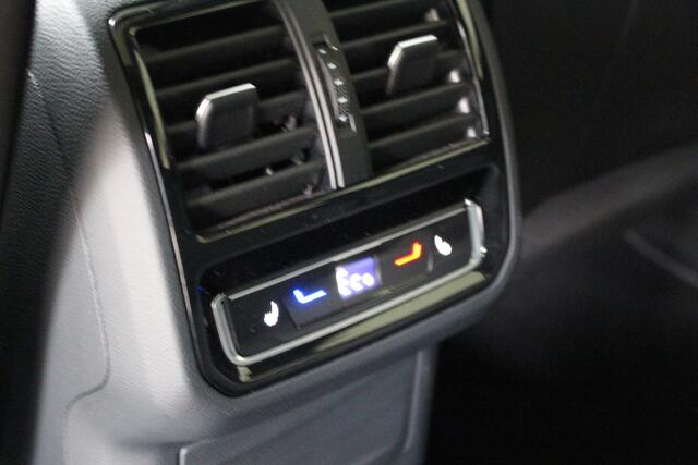Volkswagen Arteon Shooting Brake 1.4 TSI 218PK eHybrid R-Line Panoramadak | IQ-Light | Camera | Keyless | Privacy Glass