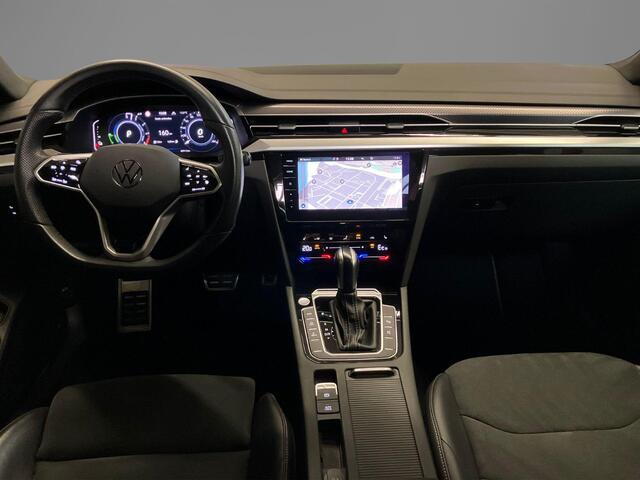Volkswagen Arteon Shooting Brake 1.4TSIeHybrid 160kW/218PK DSG R-Line · Panoramadak ·Apple/Android Car Play · Leder/Alcantara · 360°Camera + Parkeersensoren