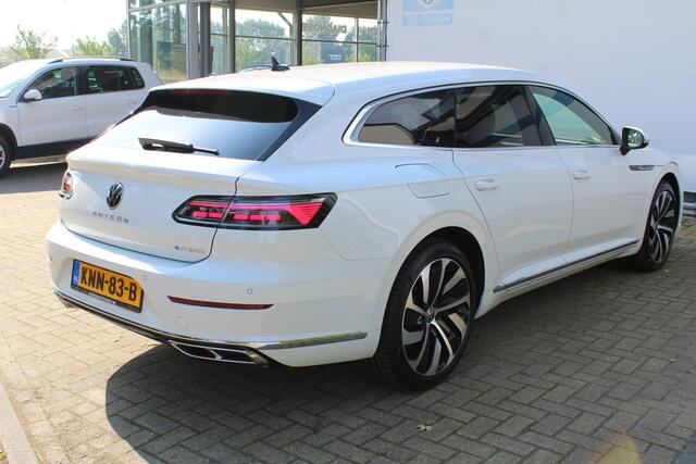 Volkswagen Arteon Shooting Brake 1.4 TSI eHybrid R-Line Business+ | Incl. 12 maanden Garantie | SoH 100% | Dealer onderhouden | Massage stoel | Stoelverwarming voor & achter | Stuurverwarming | Elektrische kofferbakklep | Adaptive cruise | Keyless entry/start | Achteruitri