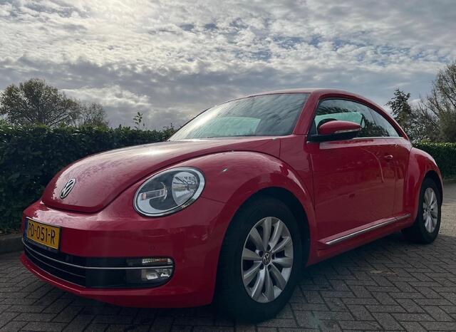Volkswagen BEETLE (NEW) 1.2 TSI Design BlueMotion / 2016