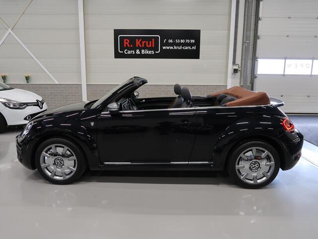 Volkswagen BEETLE (NEW) Cabriolet 1.4 TSI Karmann Automaat Leer/Alcantara Navigatie Trekhaak Xenon LED 2e Eigenaar NL-auto NAP 18 inch Disc Nieuwstaat Boekjes aanwezig App connect extra meters