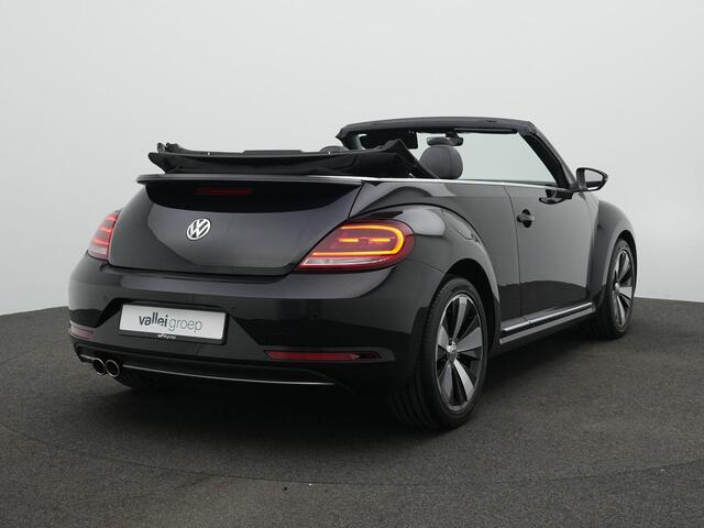 Volkswagen BEETLE (NEW) Cabriolet 1.4 TSI 150 pk DSG Design | Leder | Achteruitrijcamera | Stoelverwarming | Navigatie