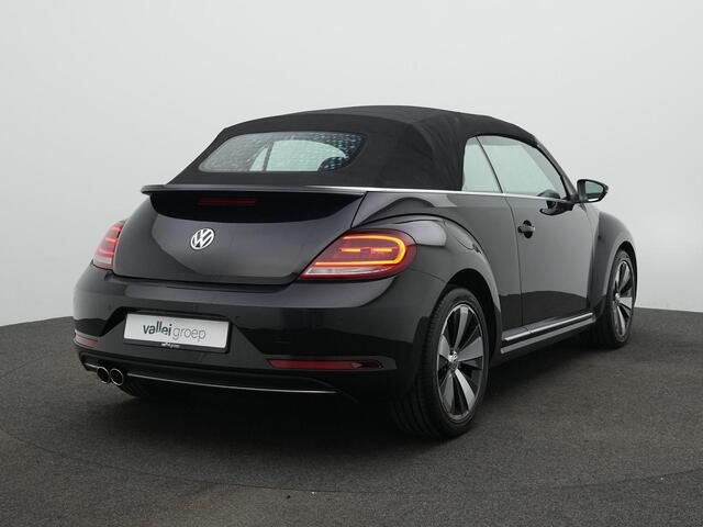 Volkswagen BEETLE (NEW) Cabriolet 1.4 TSI 150 pk DSG Design | Leder | Achteruitrijcamera | Stoelverwarming | Navigatie