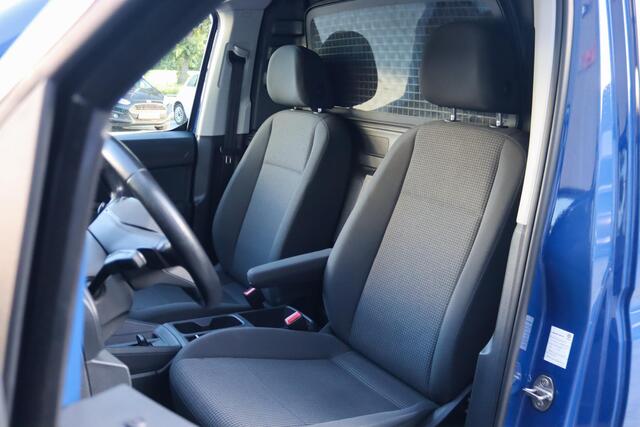 Volkswagen CADDY Cargo 2.0 TDI Comfort DSG Automaat, Apple Carplay, Armsteun, Verdiept Tussenschot, Ventilatierooster,