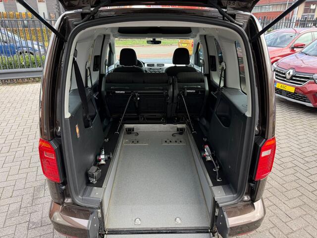 Volkswagen CADDY 1.4 TSI 125pk Rolstoelauto - Zeer Luxe Uitvoering - Rolstoelvervoer