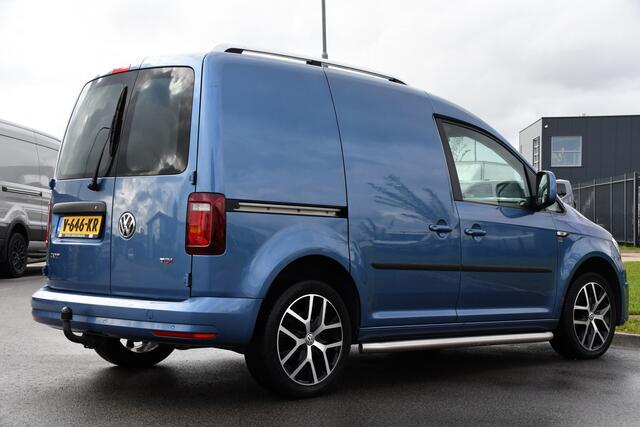 Volkswagen CADDY 2.0 TDI L1H1 Highline 70 years Edition Adaptieve Cruise, LED, 150pk, Carplay, Navi, Leder, Trekhaak, Automaat, Uniek!