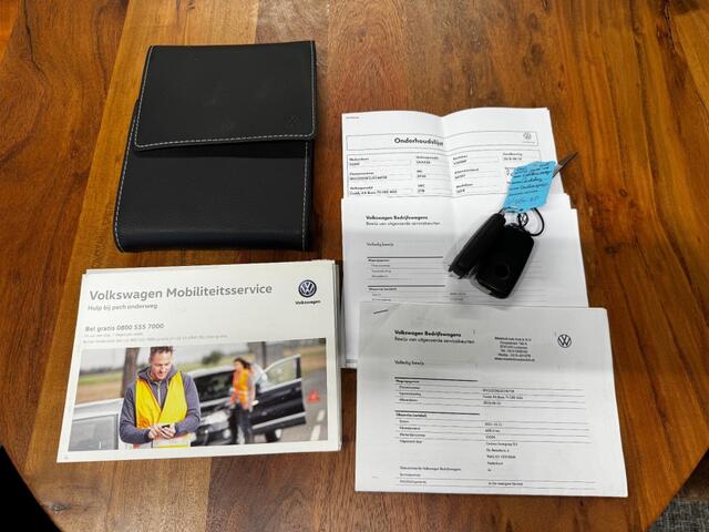 Volkswagen CADDY 2.0 TDI Automaat Highline NAP Dealeronderhouden / Navi / Led / DynAudio / Trekhaak