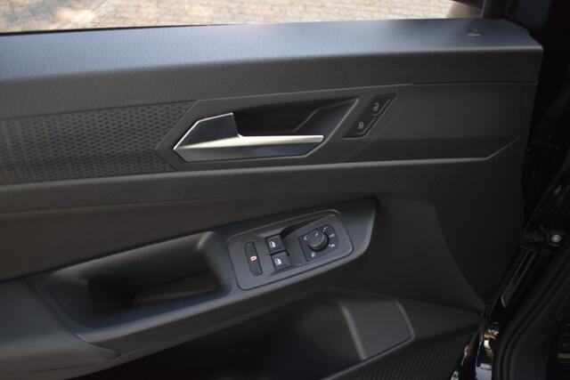 Volkswagen CADDY 1.5 TSI 115pk DSG STYLE ACC, Led, Navi, Trekhaak,Camera