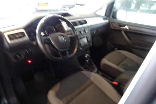 Volkswagen CADDY 1.4 TSI ELEK. LIFT ROLSTOEL SCOOTMOBIEL STOELVER. TREKHAAK NAVIGATIE