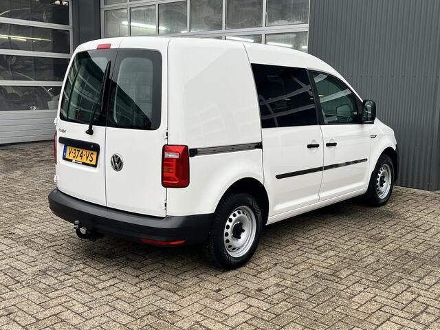Volkswagen CADDY 2.0 TDI L1H1 Airco Cruise controle Trekhaak 1400kg trekgewicht Telefoon verbinding kastinrichting 1e eigenaar 2-Persoons Euro 6