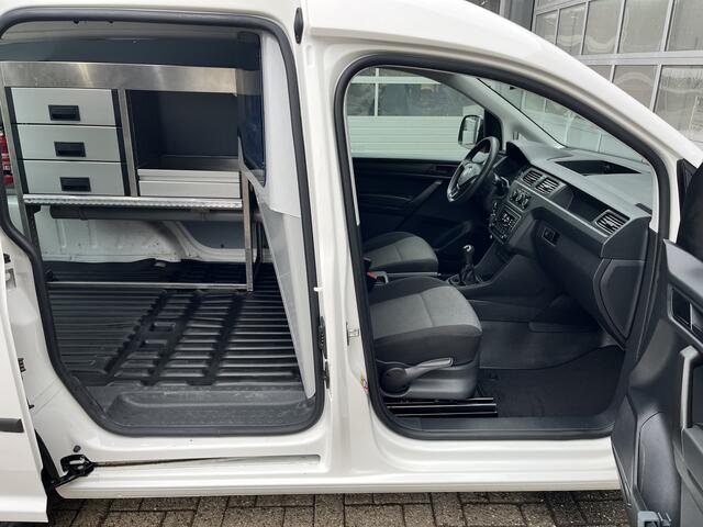 Volkswagen CADDY 2.0 TDI L1H1 Airco Cruise controle Trekhaak 1400kg trekgewicht Telefoon verbinding kastinrichting 1e eigenaar 2-Persoons Euro 6