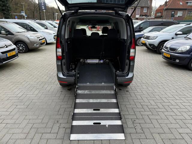 Volkswagen CADDY 1.5 TSI Rolstoelauto L1 Automaat 3+1 of 5+0 - Alle opties - Bodemverlaging - Rolstoelvervoer