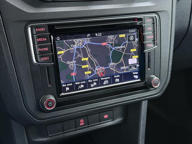 Volkswagen CADDY 2.0TDI Automaat Airco Navi Cruise Control Comfort-Stoelen Pdc Bluetooth Lmv Euro 6 L1H1 BMT Highline Achterklep Schuifdeur Zijruit Betonplex Vloer Lat om Lat Inbouwkast 1ste Eigenaar Unieke km.stand! Origineel Nederlandse Auto incl. NAP