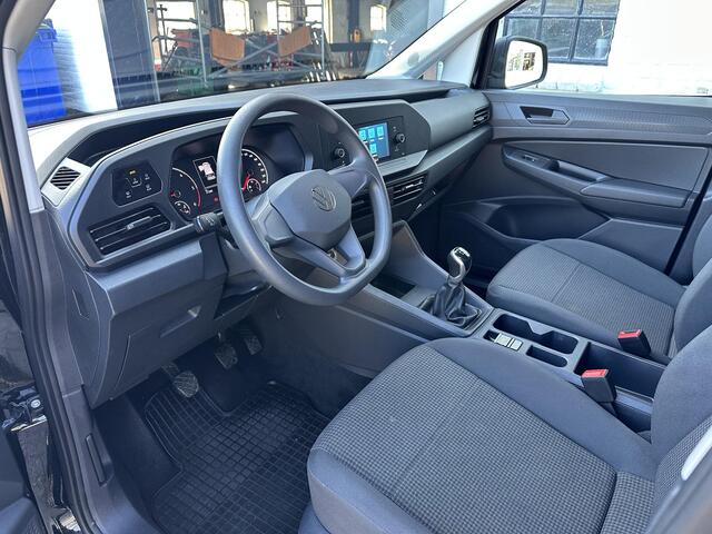 Volkswagen CADDY Cargo 2.0 TDI Trend | Slechts 27.000 KM | Zakelijk BPM Vrij | 2x Zijschuifdeur | Multimediascherm | Airco | 2-Zits | Boordcomputer | Kunststof Laadruimte Betimmering | Dakrails | Elektrisch Pakket |