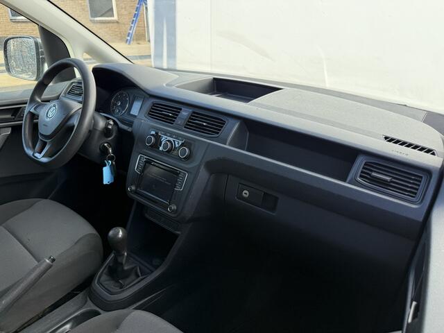 Volkswagen CADDY 2.0 TDI 102PK L1H1 19 inch Airco Cruise Control Carplay Trekhaak Maxton Design parts Navigatie Parkeersensoren