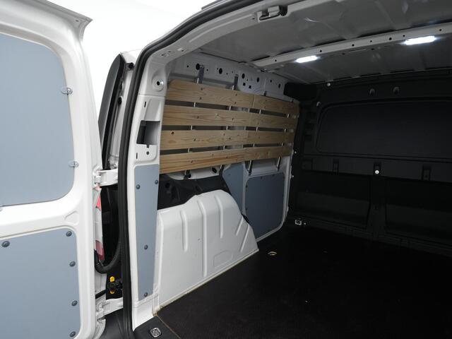 Volkswagen CADDY Cargo 1.5 TSI 115 pk DSG | Trekhaak | Parkeersensoren achter | Carplay | Cruise Control