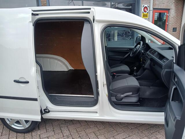 Volkswagen CADDY 2.0 TDI BMT Trendline (102pk) + Betimmering + Trekhaak