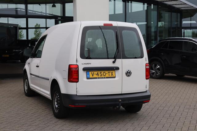 Volkswagen CADDY 2.0 TDI L1H1 BMT Trendline NL auto 1e eigenaar dealeronderhouden Airco, tussenschot, schuifdeur rechts, parkeersensoren achter, trekhaak, radio, elektrisch verstel- en verwarmbare buitenspiegels, achterdeuren met ruit etc.