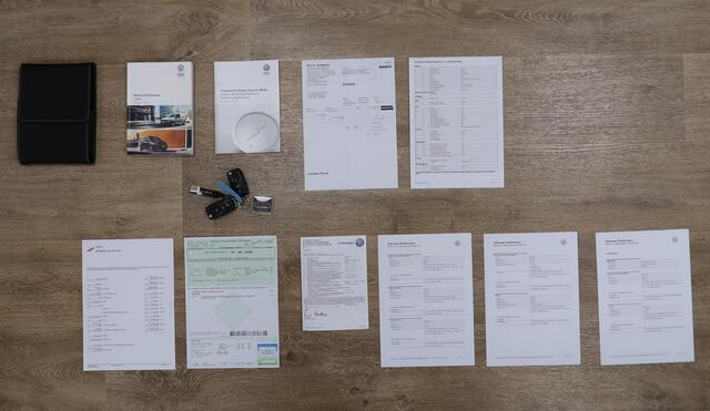 Volkswagen CADDY MAXI 1.4 TSI DSG Automaat 7 persoons ACC ECC App connect Cruise Control Airco Navigatie Multifunctioneel stuur Extra getint glas Sportvelgen Dealer onderhouden Nieuwstaat