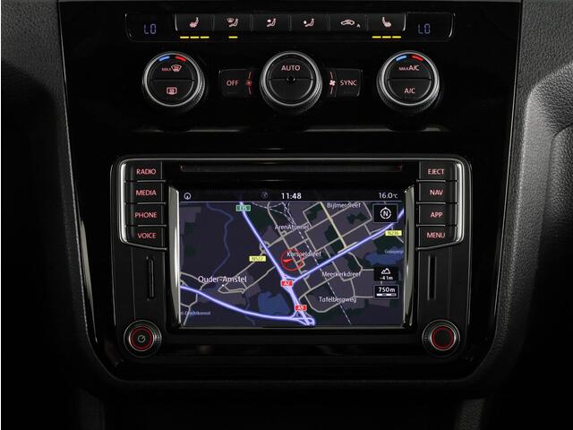 Volkswagen CADDY MAXI 1.4 TSI Trendline 125 pk Automaat (DSG) | Navigatie | Trekhaak | Parkeersensoren (Park assist) | Achteruitrijcamera | Stoelverwarming | Autom. airco |