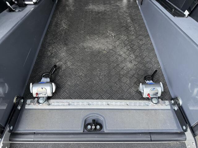 Volkswagen CADDY MAXI 5+1 Rolstoelauto 1.4 TSI Comfortline (Zeer nette en rijk uitgeruste Caddy Maxi!)