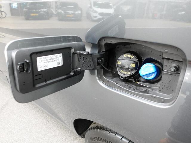 Volkswagen CADDY MAXI Cargo 2.0 TDI Aut. Style Airco Carplay Adaptive Cruise Control PDC VA Camera Trekhaak 17" LM Velgen