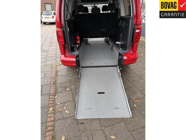 Volkswagen CADDY MAXI 1.4 TSI Comfortline 5p Rolstoelauto bodemverlaging 5+1 ( Navigatie, camera, Adaptive Cruise Control) RIJKLAARPRIJS!