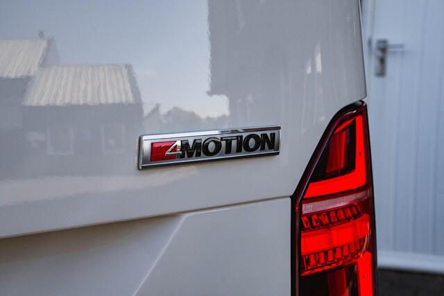 Volkswagen CARAVELLE T6.1 Caravelle 204pk Highline 4-MOTION DSG L2H1 ACC | LED | Leder | Side Assist | ELEKT.KLEP | 4X4