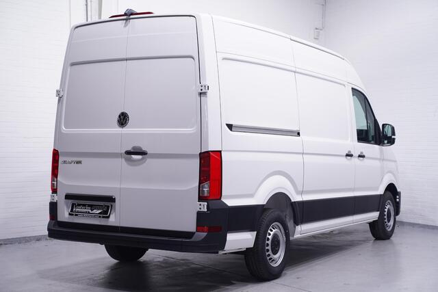 Volkswagen CRAFTER 35 2.0 TDI 177 pk L3H3 Aut. va 553,- p/mnd Navi Camera, Lane Assist, LED Koplampen, PDC V+A, 3-Zits, Nieuw