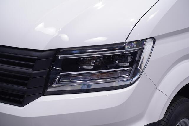 Volkswagen CRAFTER 35 2.0 TDI 177 pk L3H3 Aut. va 553,- p/mnd Navi Camera, Lane Assist, LED Koplampen, PDC V+A, 3-Zits, Nieuw