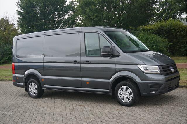 Volkswagen CRAFTER 35 177PK L3H2 AUT Facelift BPM VRIJ!! 13" Navi, Cam, Gev. Stoel, Alarm, LED!! NR. C876*
