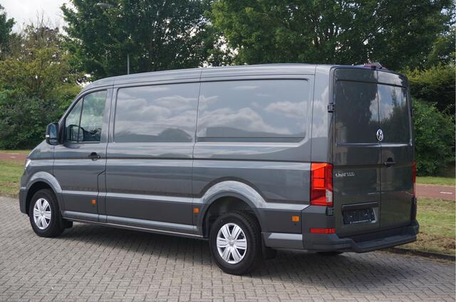 Volkswagen CRAFTER 35 177PK L3H2 AUT Facelift BPM VRIJ!! 13" Navi, Cam, Gev. Stoel, Alarm, LED!! NR. C664*