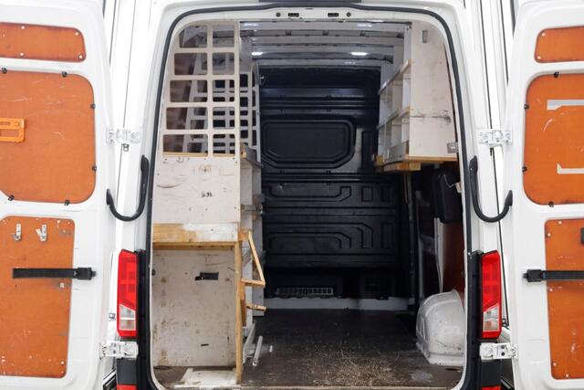 Volkswagen CRAFTER 35 2.0 TDI 140pk E6 L3H3 (L2H2) Dubbel Glasresteel Navi/Camera 01-2019