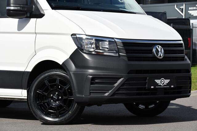 Volkswagen CRAFTER 35 2.0 TDI L3H3 PB Edition Camera, Cruise, Carplay, Trekhaak, multimedia, 140pk, Automaat, Uniek!