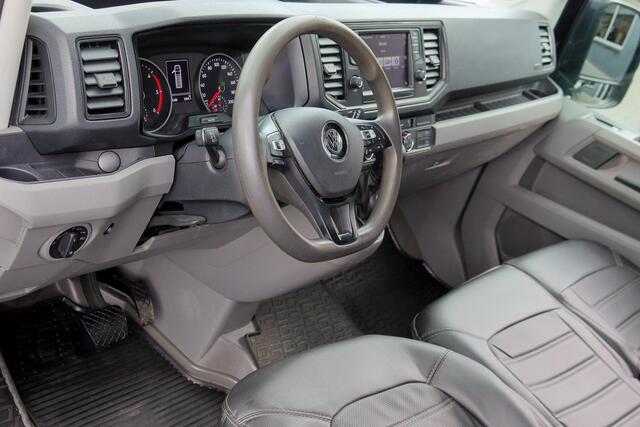 Volkswagen CRAFTER 30 Highline 2.0 TDI 177PK L3H2 DSG, Bi-Led, Camera, 3 Persoons, Trekhaak 3000KG