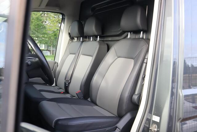 Volkswagen CRAFTER 35 Highline 2.0 TDI 177PK L3H3 Bi Led, Navigatie, Apple CarPlay, Massage stoelen