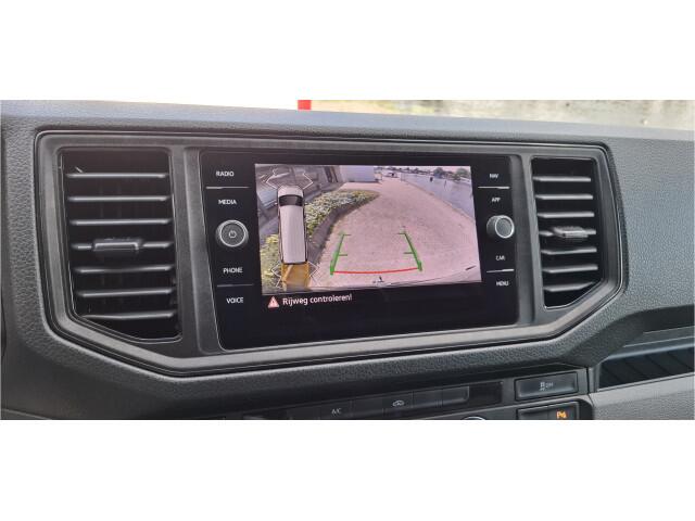 Volkswagen CRAFTER 35 2.0 TDI L3H3 Highline 140 pk / Camera / Trekhaak
