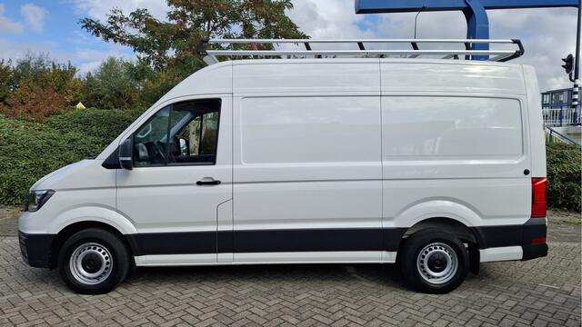 Volkswagen CRAFTER 35 2.0 TDI L3H3 140 pk / Imperiaal / Trekhaak / Camera