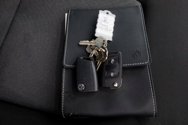 Volkswagen CRAFTER 35 2.0 TDI E6 Bakwagen met achterdeuren 2 Persoons 01-2020