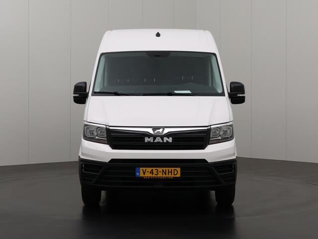 Volkswagen CRAFTER 2.0TDI 140PK DSG Automaat L3H3 | Multimedia | Camera | Airco | Cruise | 3-Persoons | Betimmering