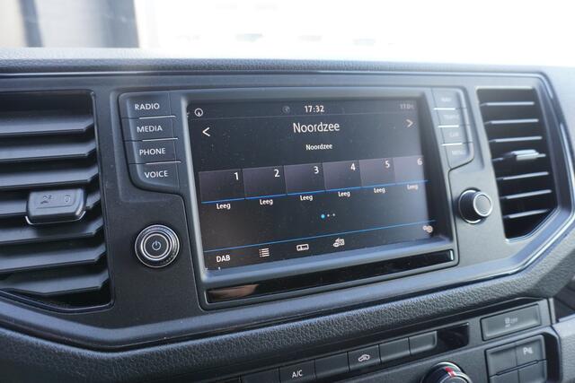 Volkswagen CRAFTER 2.0 TDI 140PK Automaat L4H3 EURO 6 - Airco - Navi - Cruise - PDC - 2x Schuif - ¤19.900,- Excl.