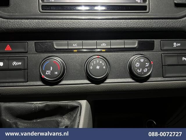 Volkswagen CRAFTER 2.0 TDI 140pk L3H3 L2H2 Euro6 Airco | 3000kg Trekhaak | Navigatie | Apple Carplay Android Auto, Cruisecontrol, Parkeersensoren, Bijrijdersbank