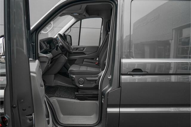 Volkswagen CRAFTER 35 2.0 TDI L3H2 Black Pack Vol+ ACC Dubbel Schuifdeur BPM Vrij Facelift LED