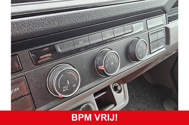 Volkswagen CRAFTER 35 2.0 TDI L3H3 airco, navi, camera, 134 dkm