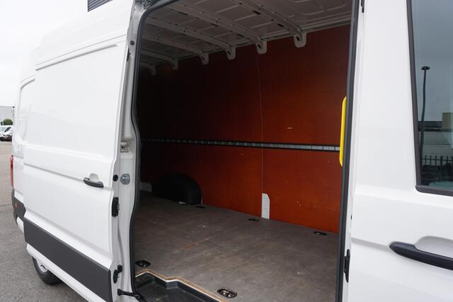 Volkswagen CRAFTER 35 | 177 PK | L4H3 | Airco | LED | PDC