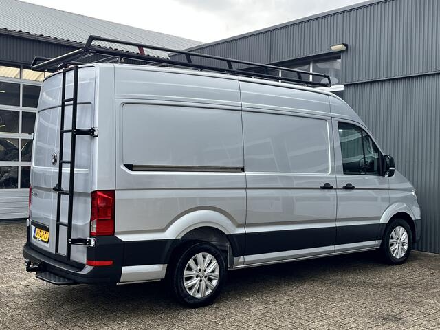Volkswagen CRAFTER 35 2.0 TDI L3H3/L2H2 Airco Cruise controle Camera Telefoonverbinding Parkeersensoren voor en achter Imperiaal Kastinrichting Lang hoog 3-Persoons Euro 6 Bpm vrij voor particulier gebruik !!