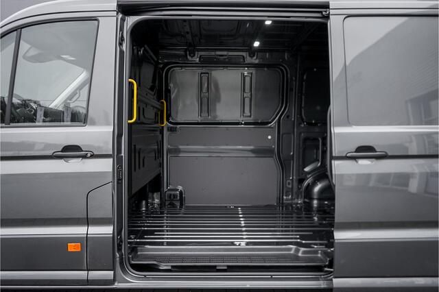 Volkswagen CRAFTER 35 2.0 TDI L3H2 ACC Dubbel Schuifdeur BPM Vrij Facelift LED