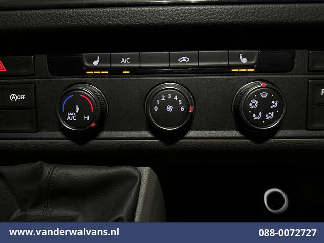 Volkswagen CRAFTER 2.0 TDI 141pk L3H3 L2H2 Euro6 Airco | 3000kg Trekhaak | Apple Carplay | Android Auto Cruisecontrol, Stoelverwarming, Parkeersensoren, Bijrijdersbank