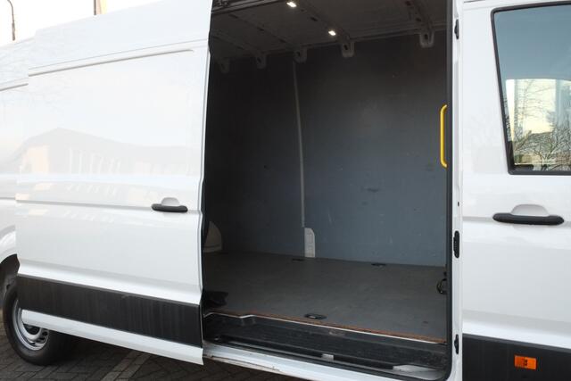 Volkswagen CRAFTER 35 2.0 TDI L4H3 EURO VI 3 Zits, Achteruitrijcamera, Carplay, Parkeersensoren
