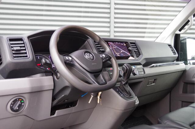 Volkswagen CRAFTER 35 2.0 TDI L3H3 177PK AUT. 2X SCHUIFDEUR, LED, LEDER, TREKHAAK, ZONNEKLEP LED, CAMERA, CRUISE, NAVI, AIRCO